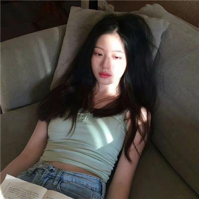 在壁橱里谈话