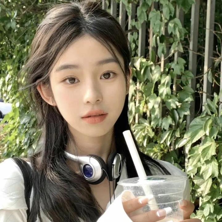 阿茹茉妮